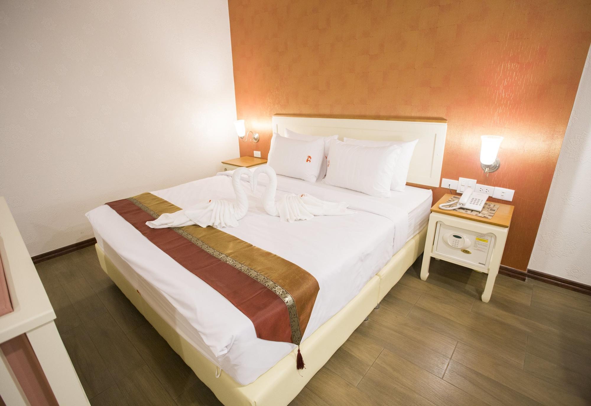 J&Y Hotel Latphrao 35 Bangkok Eksteriør bilde