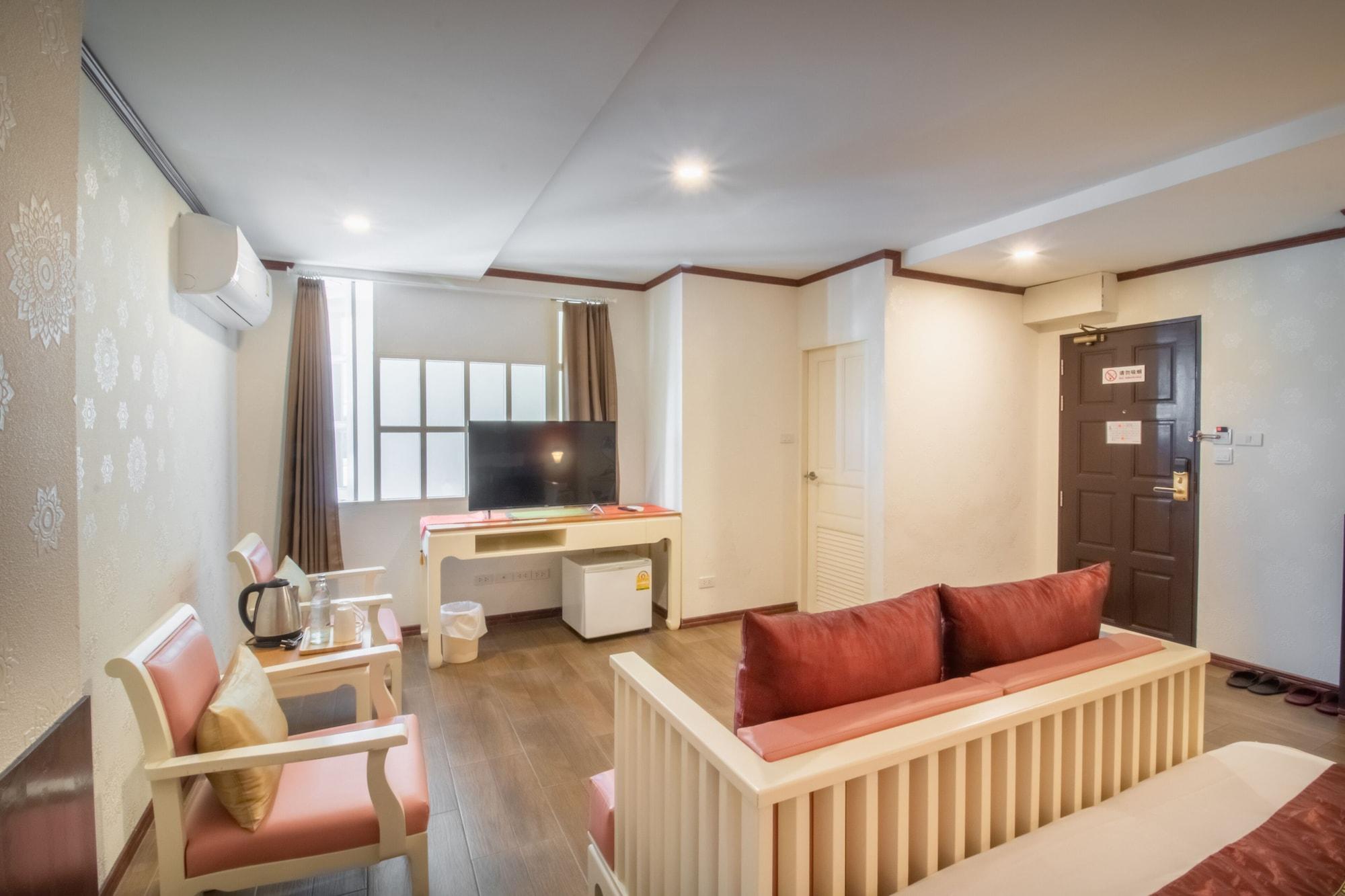 J&Y Hotel Latphrao 35 Bangkok Eksteriør bilde