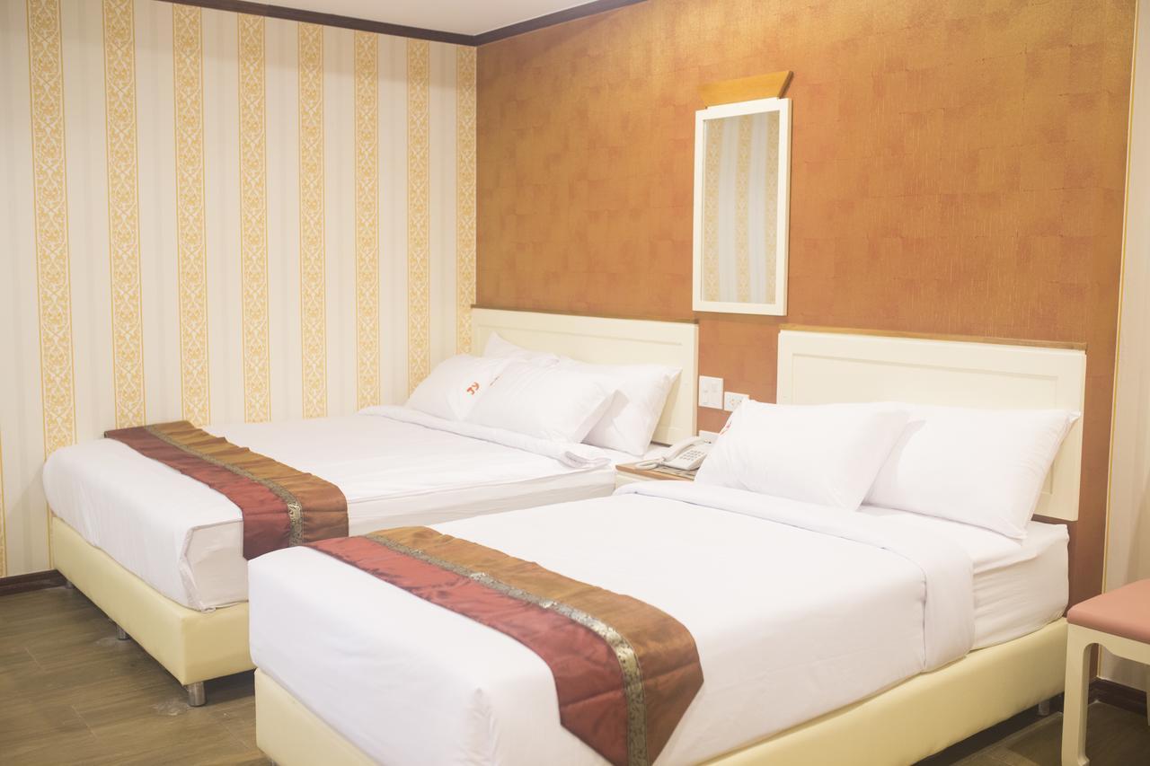 J&Y Hotel Latphrao 35 Bangkok Eksteriør bilde