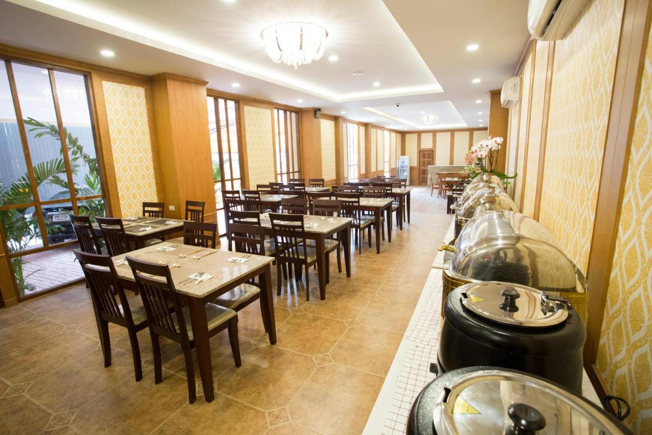 J&Y Hotel Latphrao 35 Bangkok Eksteriør bilde