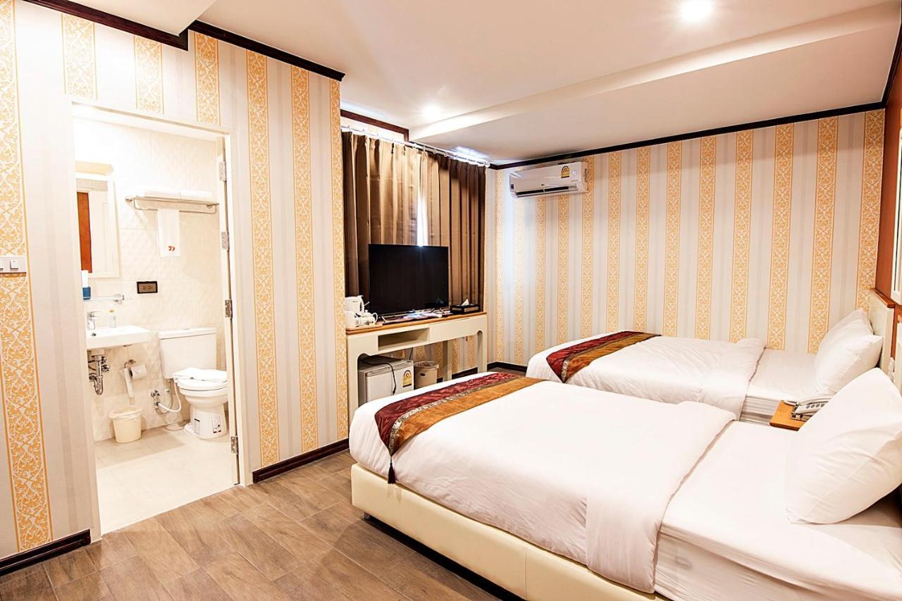 J&Y Hotel Latphrao 35 Bangkok Eksteriør bilde