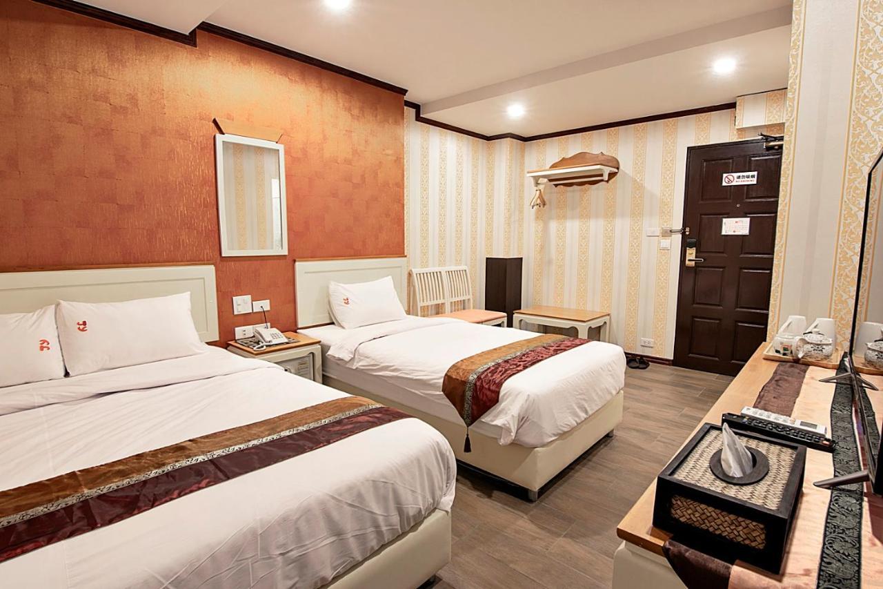 J&Y Hotel Latphrao 35 Bangkok Eksteriør bilde